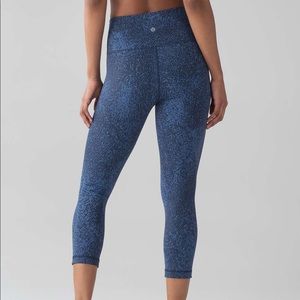 WUNDER UNDER CROP (HI-RISE) *FULL-ON LUON 21"